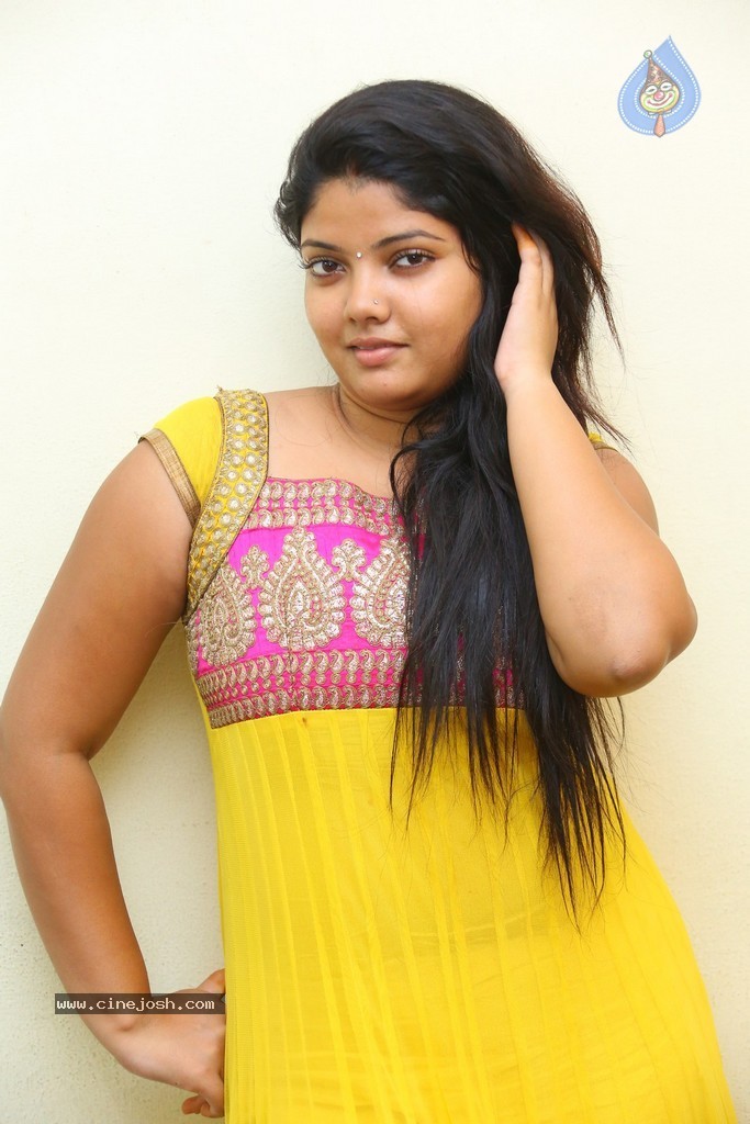 Divya New Gallery - 43 / 75 photos