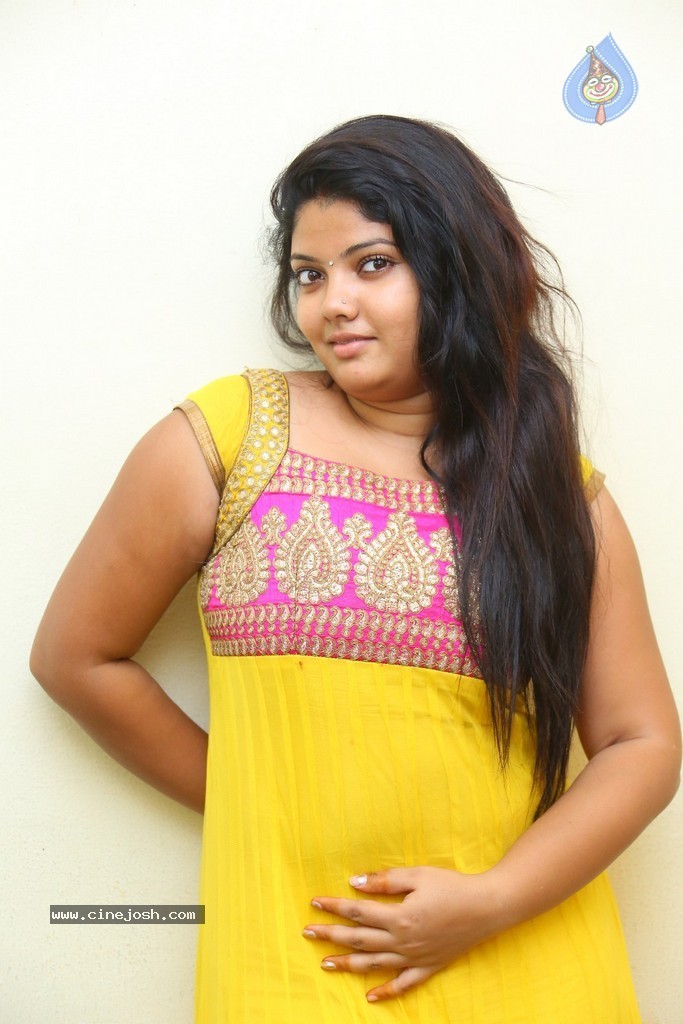 Divya New Gallery - 53 / 75 photos