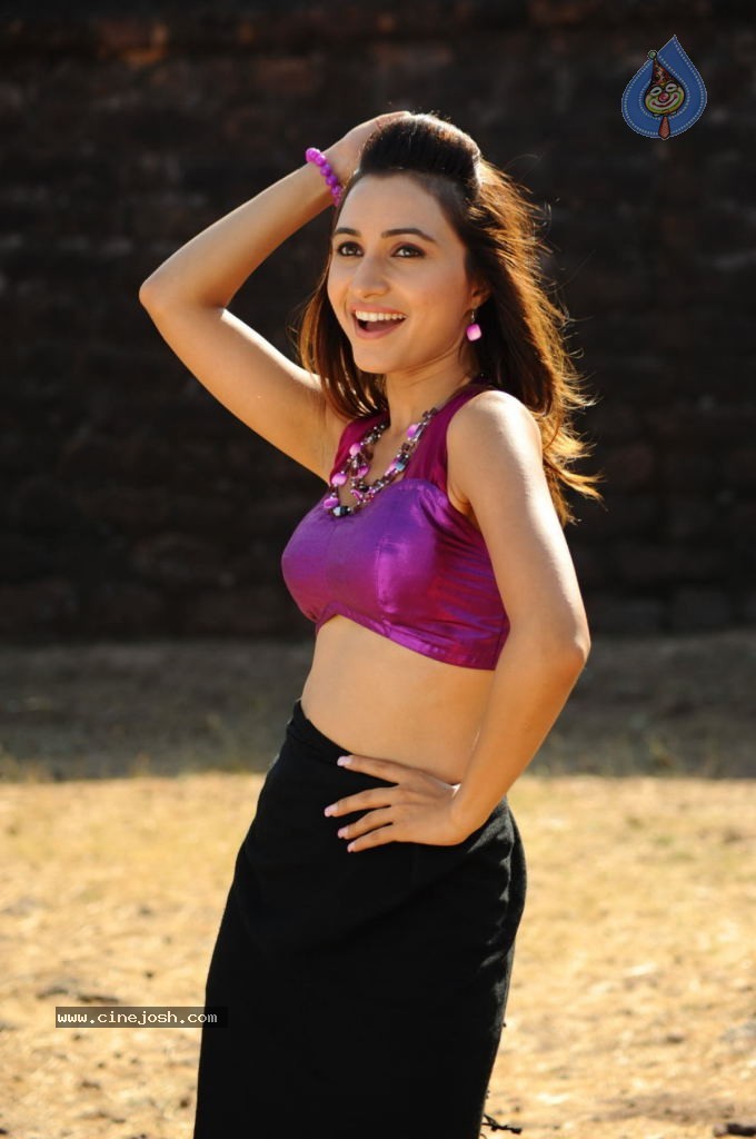 Druthi Hot Stills - 6 / 39 photos