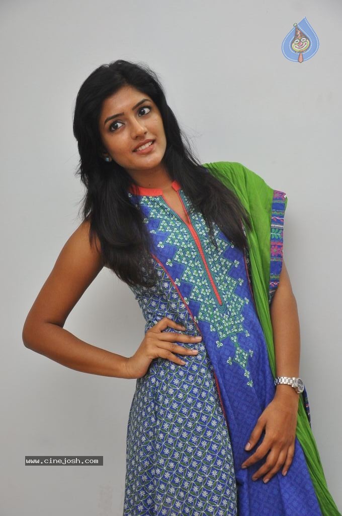 Eesha New Stills - 23 / 63 photos