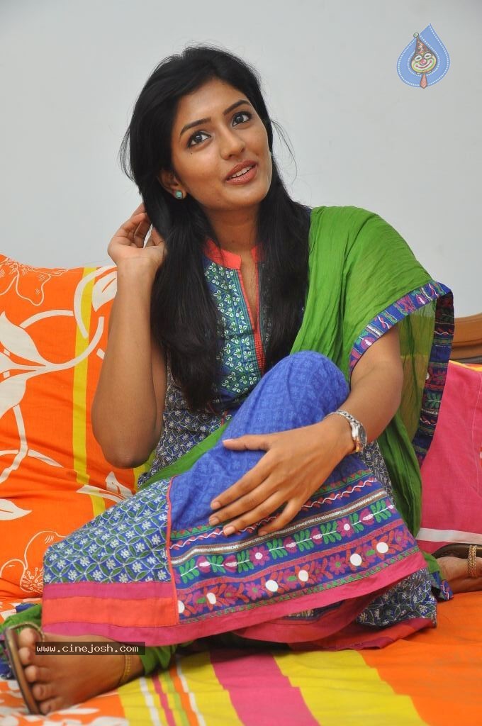 Eesha New Stills - 36 / 63 photos