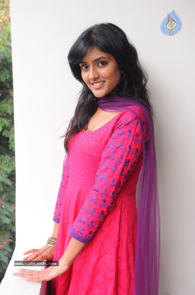 Eesha New Stills - 22 / 47 photos