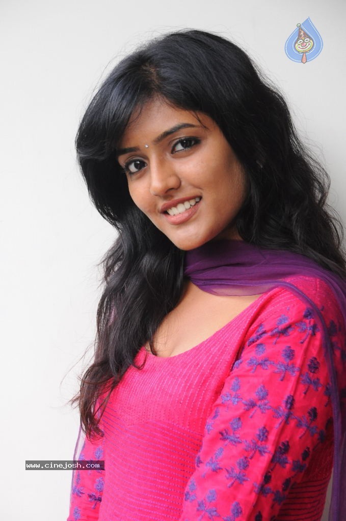 Eesha New Stills - 37 / 47 photos