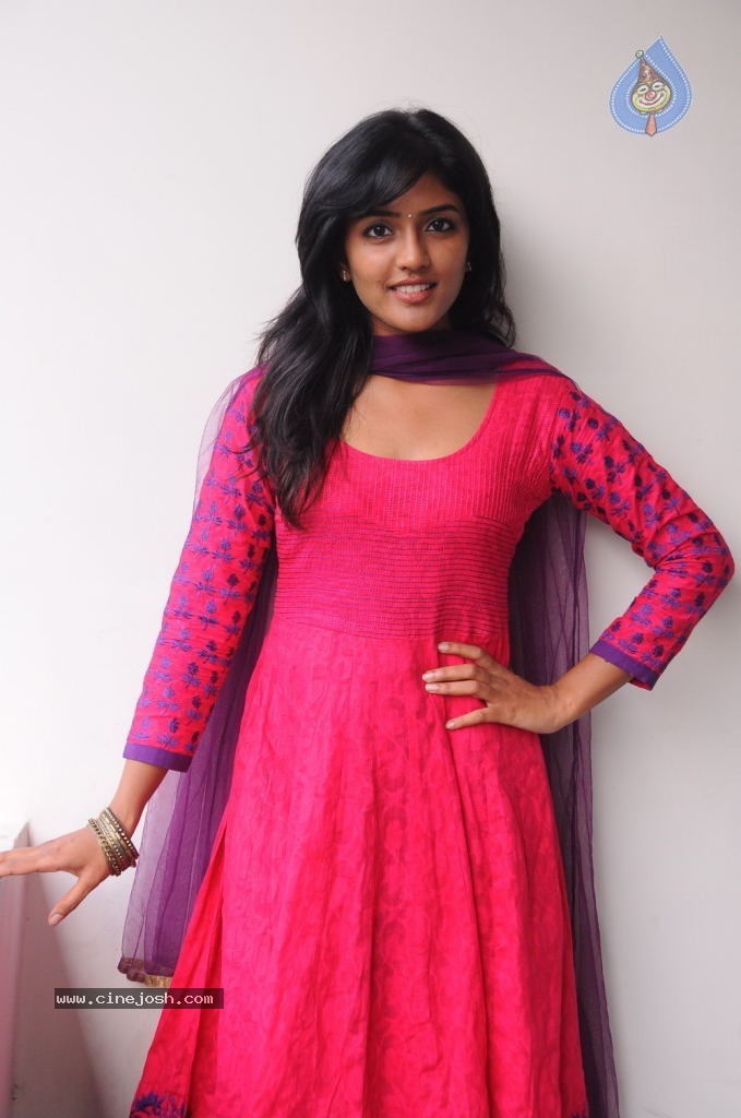 Eesha New Stills - 44 / 47 photos