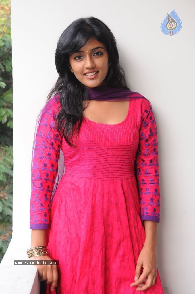 Eesha New Stills - 46 / 47 photos