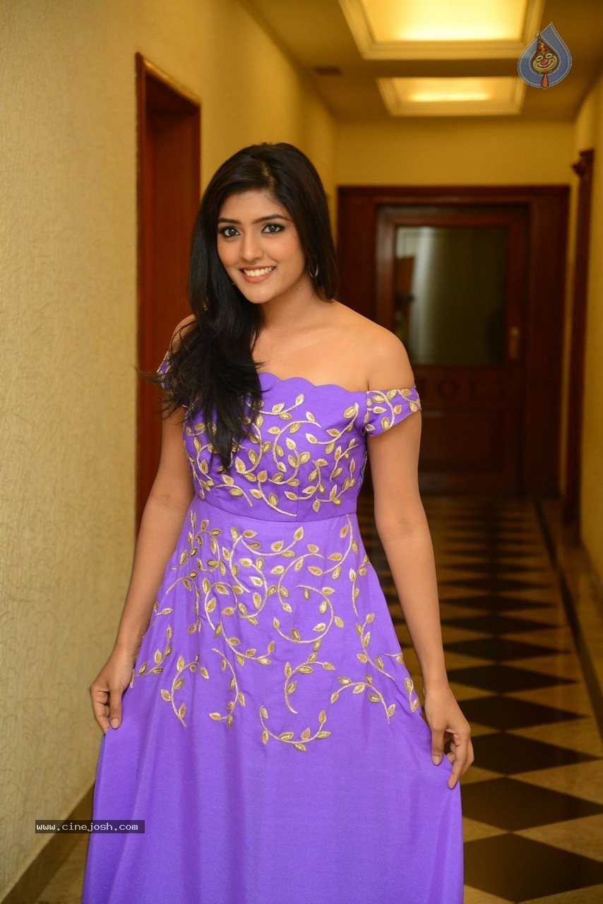 Eesha Photos - 53 / 90 photos