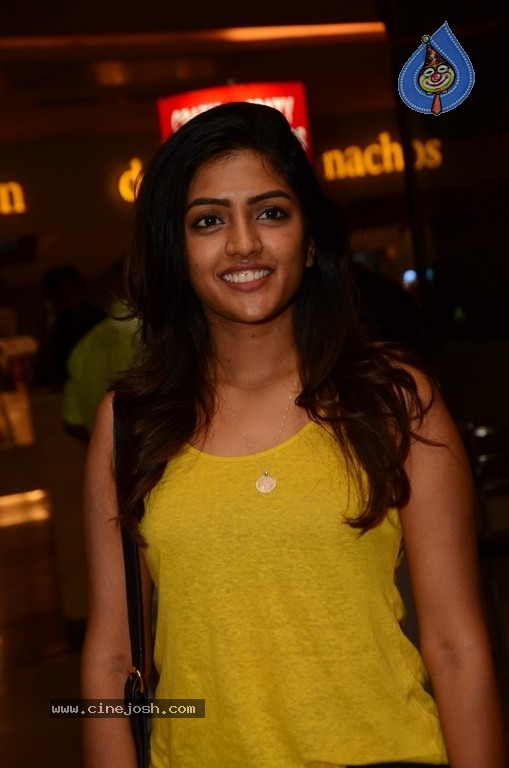 Eesha Rebba Photos - 19 / 20 photos