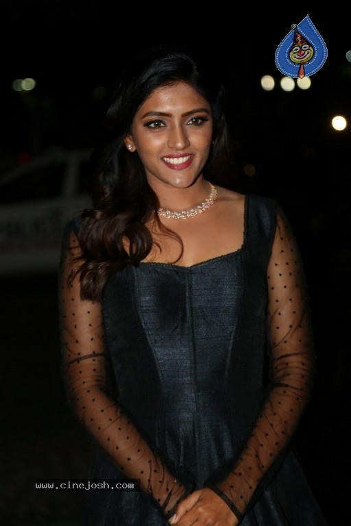 Eesha Rebba Pics - 10 / 13 photos