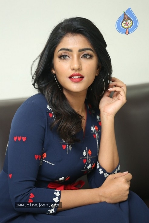 Eesha Rebba Stills - 15 / 36 photos