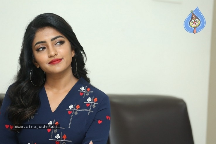 Eesha Rebba Stills - 22 / 36 photos