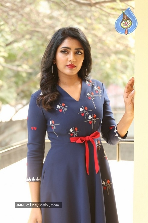 Eesha Rebba Stills - 23 / 36 photos