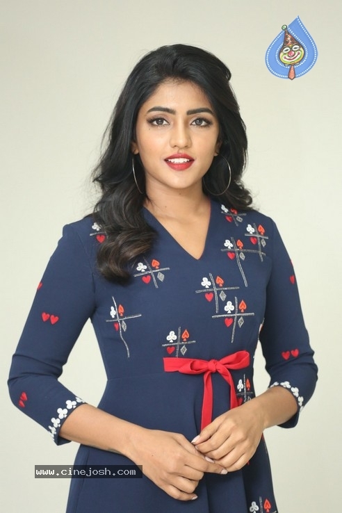 Eesha Rebba Stills - 32 / 36 photos