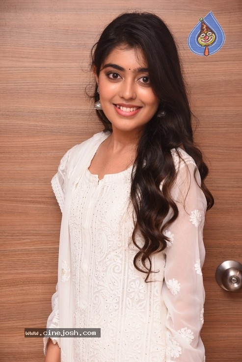 Gargeyi Yellapragada Photos - 8 / 39 photos