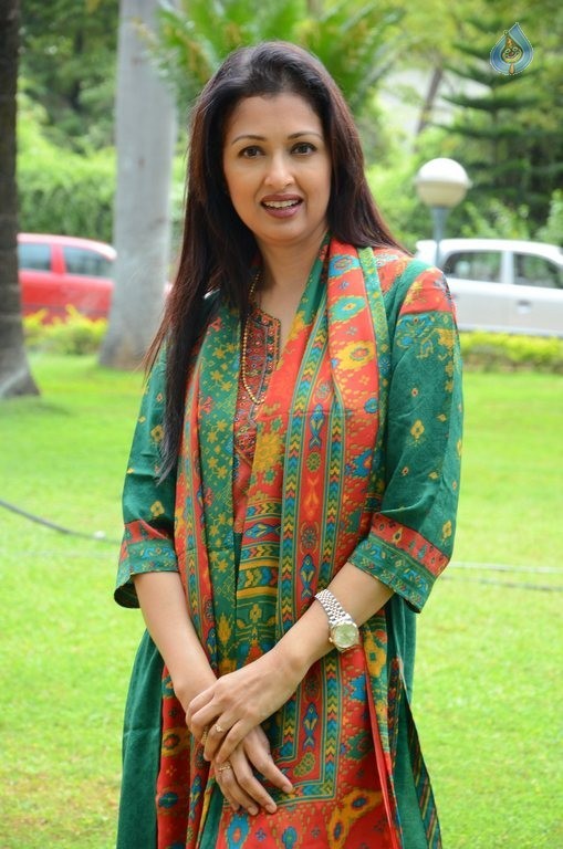 Gautami Latest Photos - 13 / 30 photos