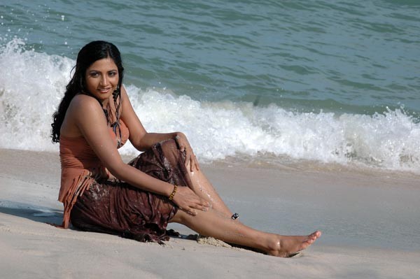 Gayathri Stills - 42 / 82 photos