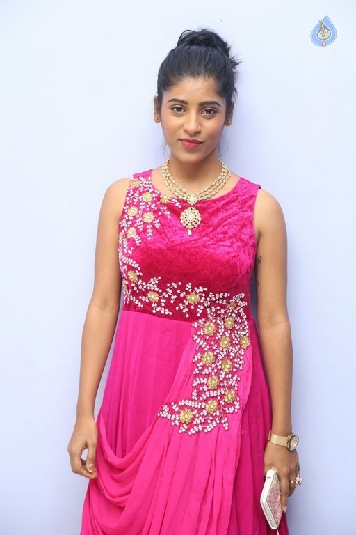 Gayathri New Photos - 5 / 25 photos