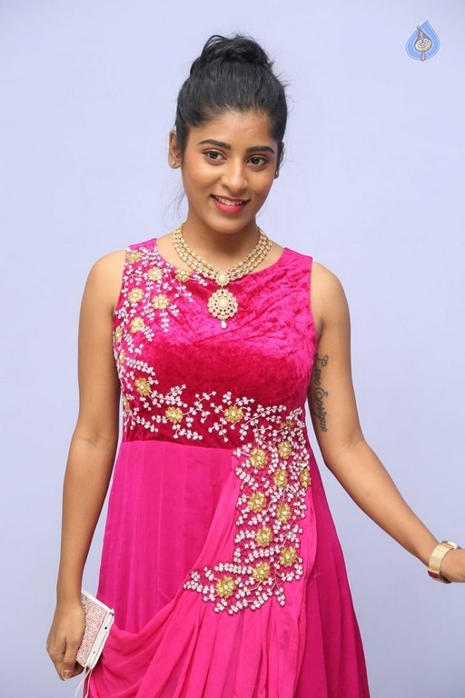 Gayathri New Photos - 25 / 25 photos