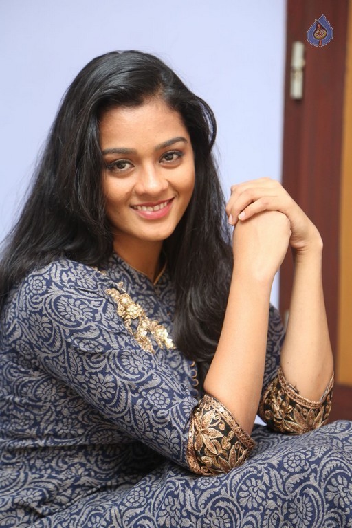 Gayathri New Photos - 1 / 42 photos