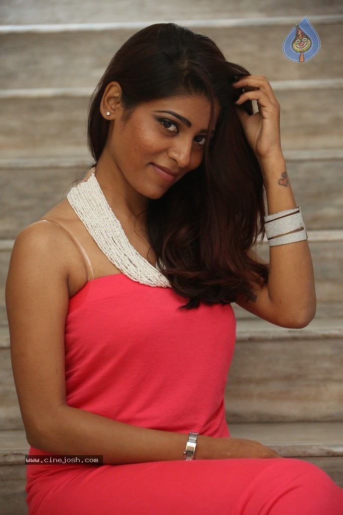 Gayatri New Photos - 47 / 59 photos