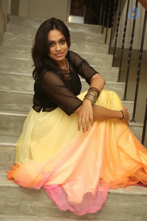 Geetha Bhagath Photos - 27 / 42 photos