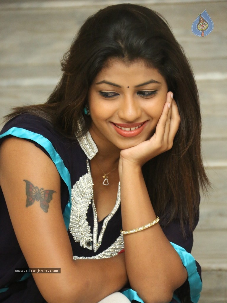 Geethanjali Gallery - 7 / 112 photos