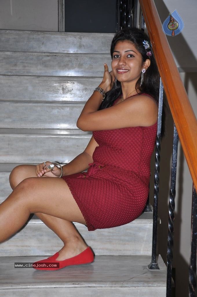 Geethanjali Hot Stills - 50 / 103 photos