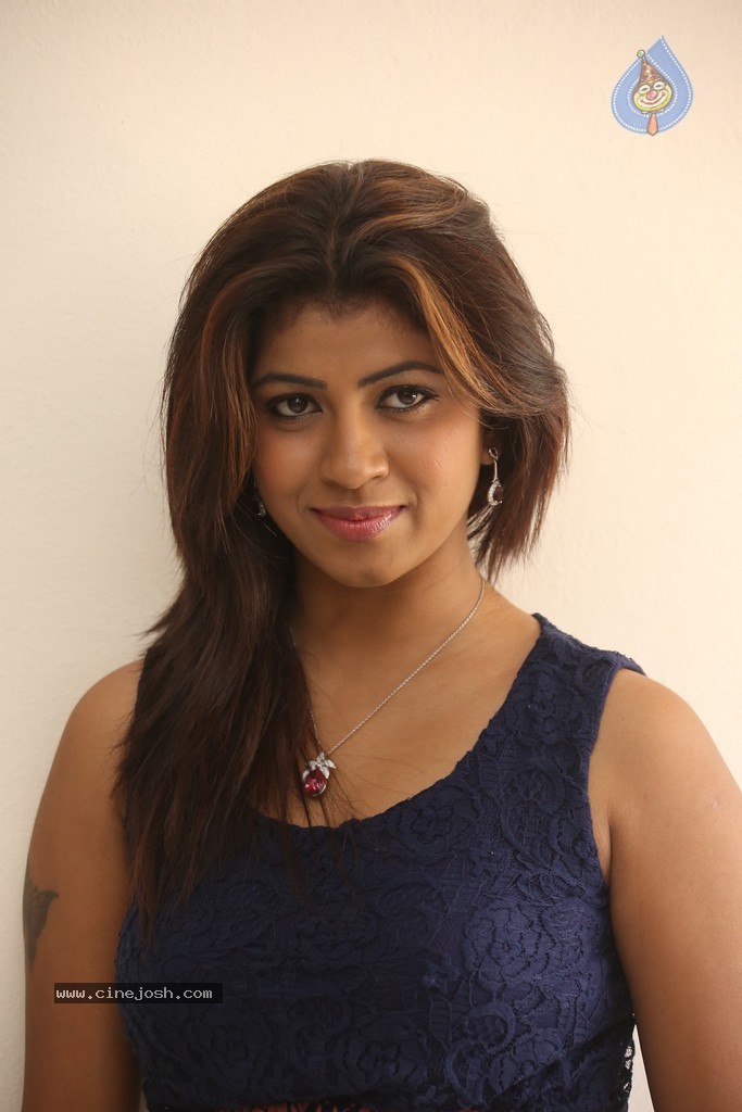 Geethanjali Latest Photos - 78 / 135 photos