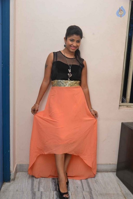 Geethanjali Latest Photos - 10 / 40 photos