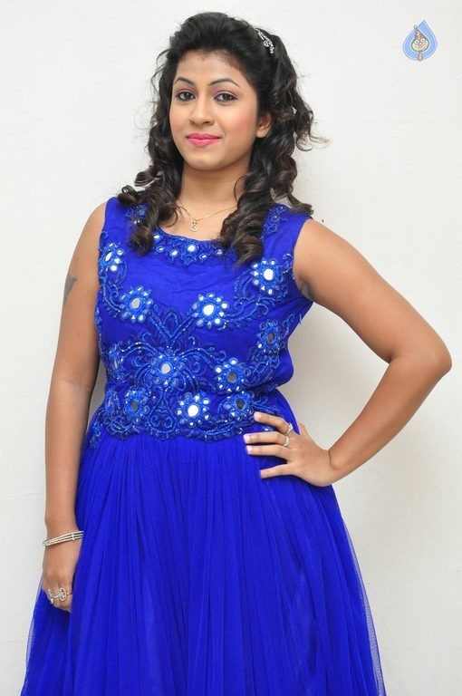 Geethanjali Latest Pics - 5 / 42 photos