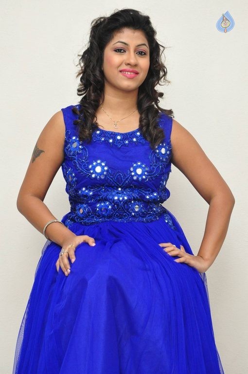 Geethanjali Latest Pics - 29 / 42 photos