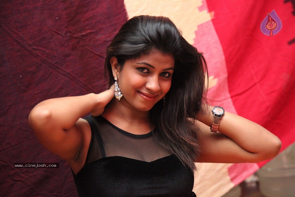 Geethanjali New Gallery - 119 / 148 photos