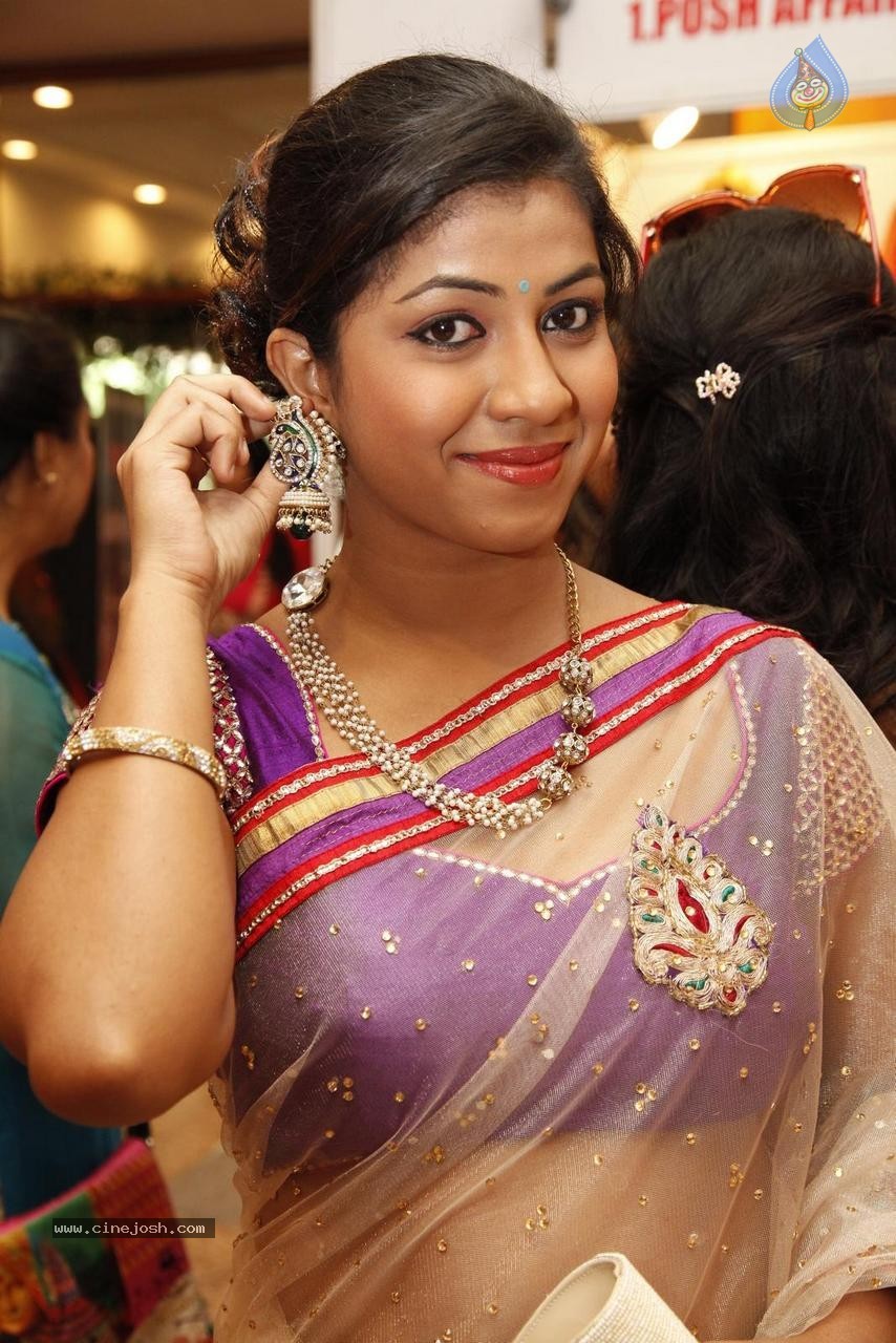 Geethanjali New Photos - 2 / 74 photos