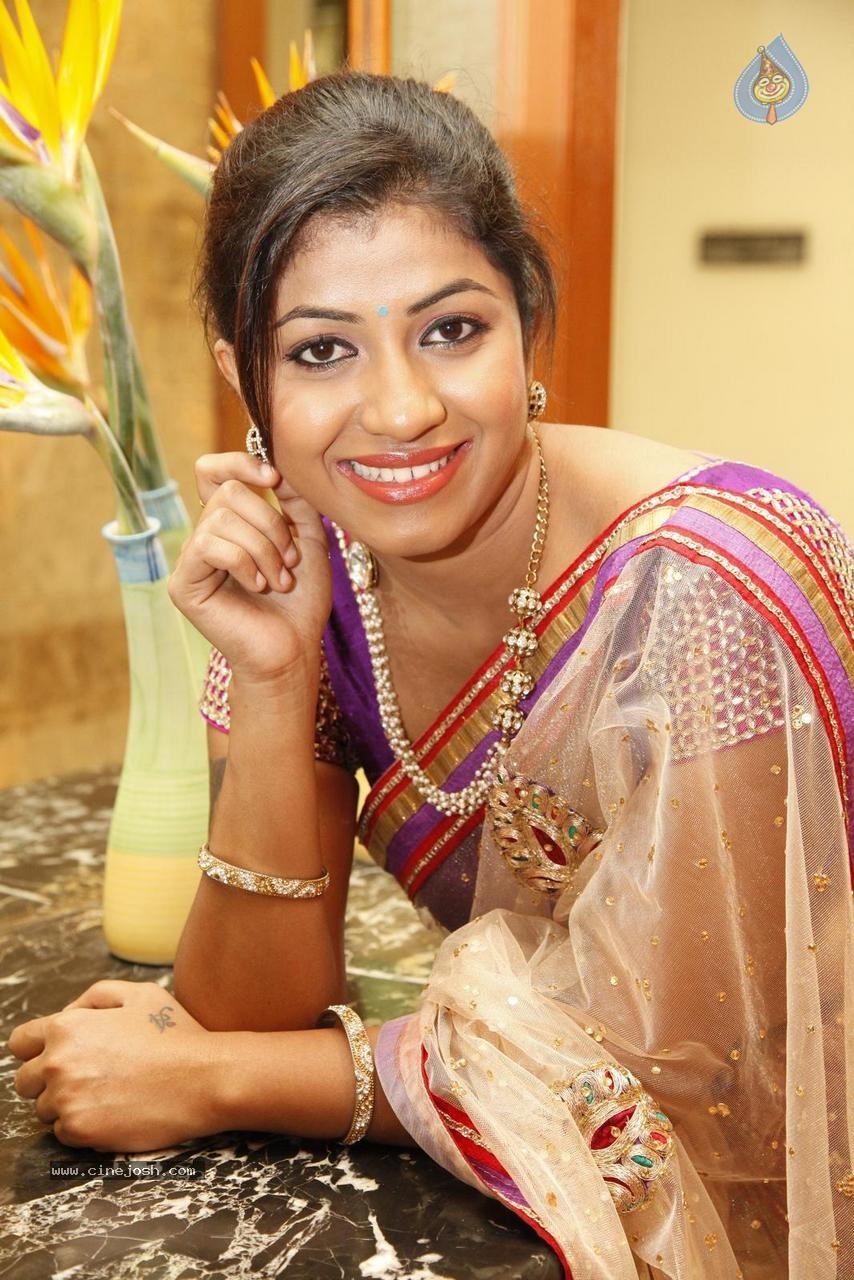 Geethanjali New Photos - 31 / 74 photos