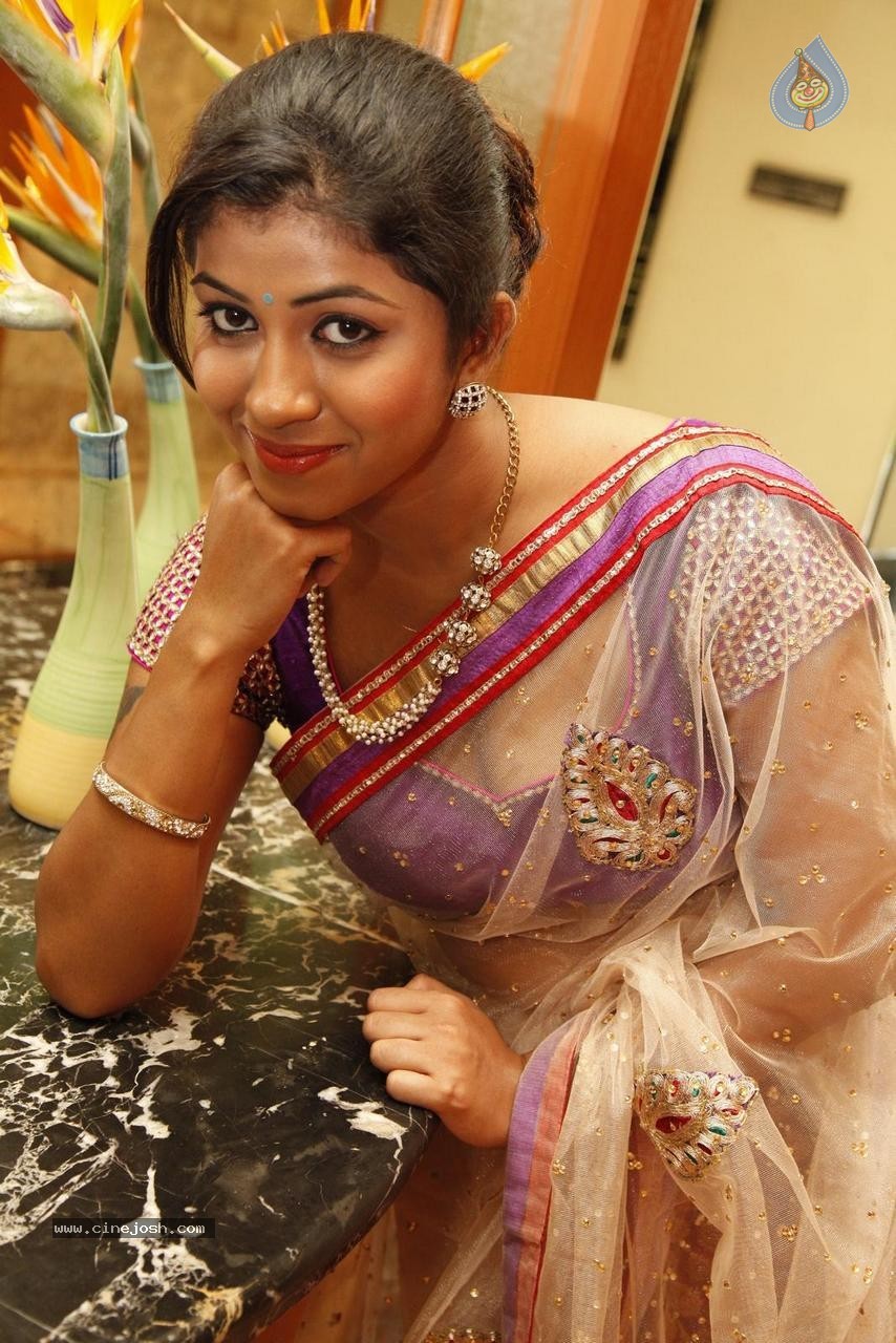 Geethanjali New Photos - 68 / 74 photos