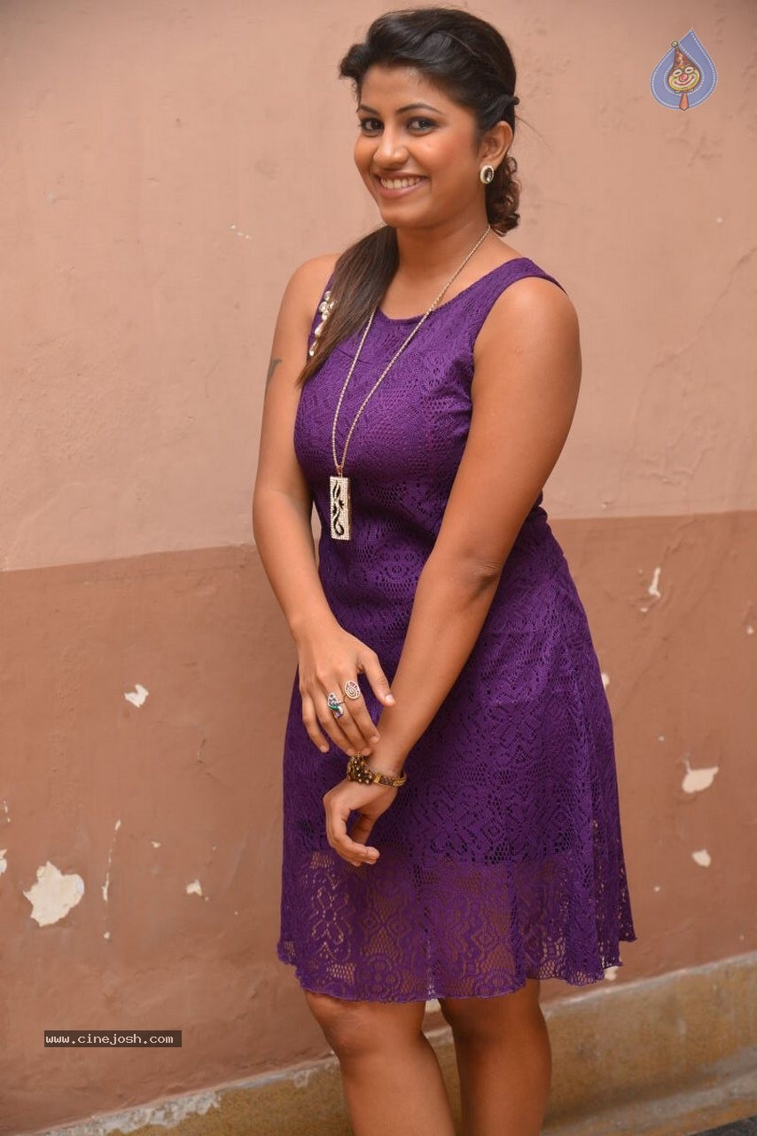 Geethanjali Photos - 2 / 25 photos