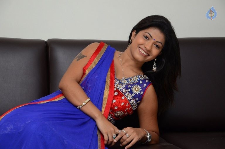 Geethanjali Pics - 29 / 35 photos