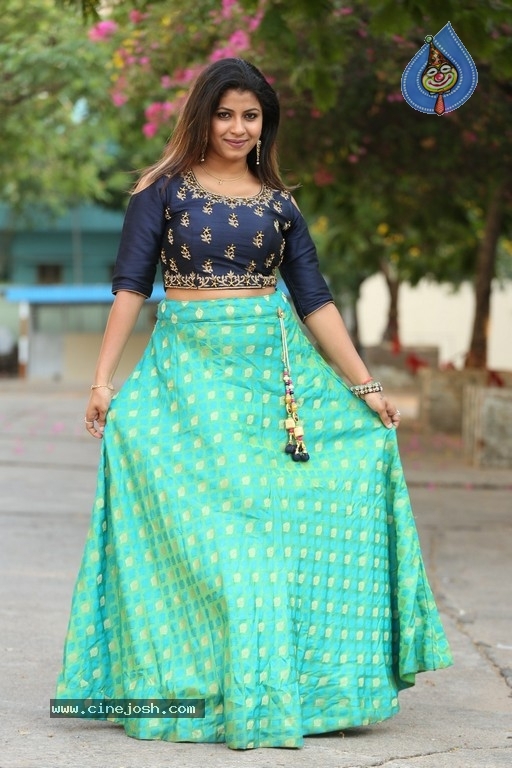 Geethanjali Pics - 10 / 21 photos