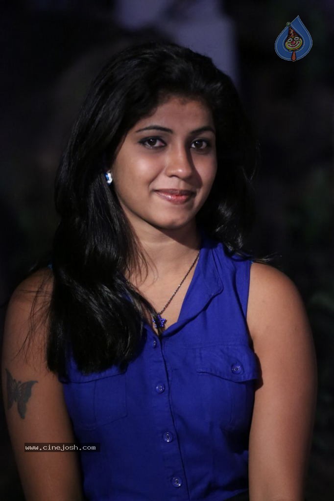 Geethanjali Stills - 20 / 48 photos