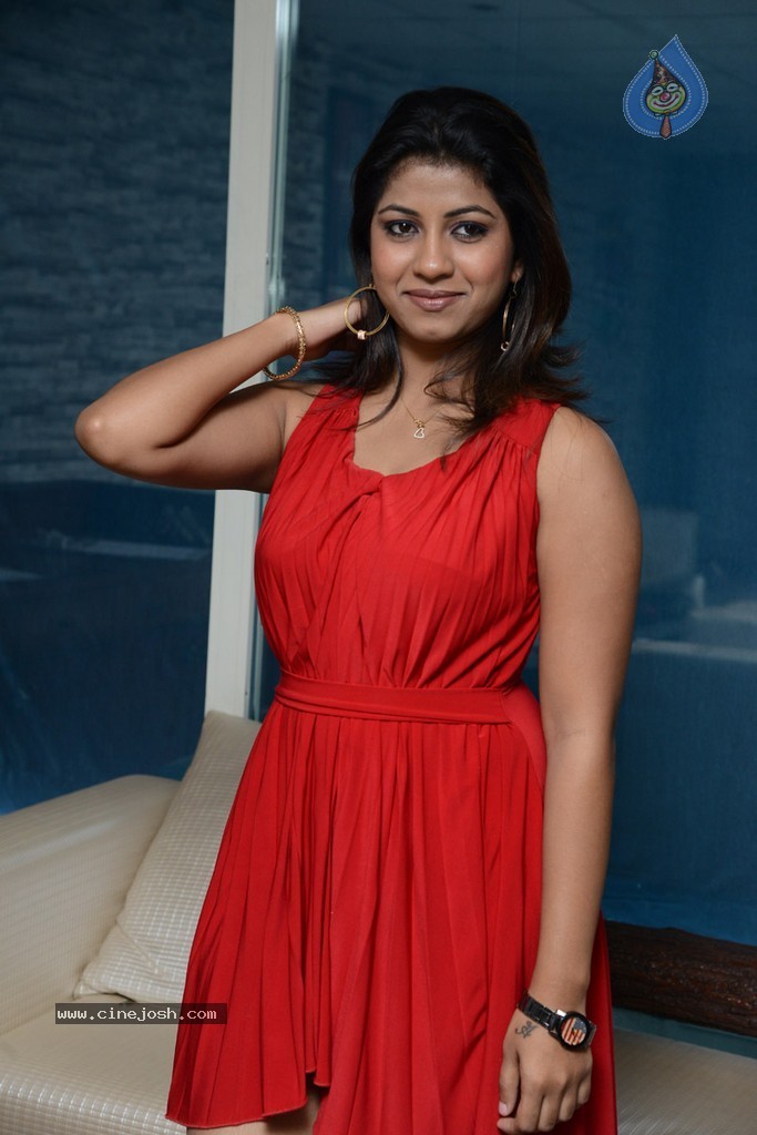 Geethanjali Stills - 9 / 67 photos