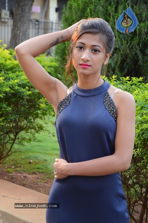 Geethika New Pics - 15 / 20 photos