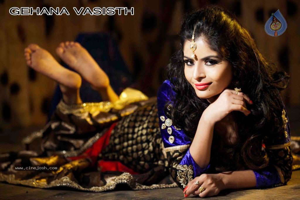 Gehana Vasista Stills - 22 / 52 photos