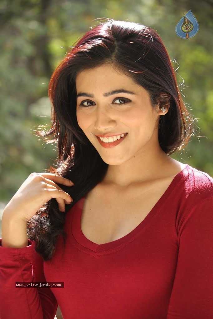 Ghazal Somaiah New Stills - 2 / 188 photos