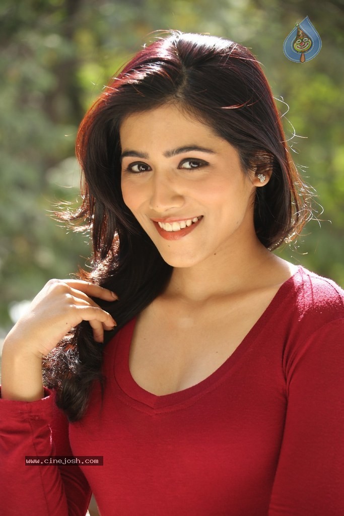 Ghazal Somaiah New Stills - 59 / 188 photos