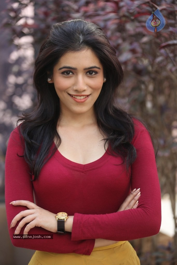 Ghazal Somaiah New Stills - 113 / 188 photos