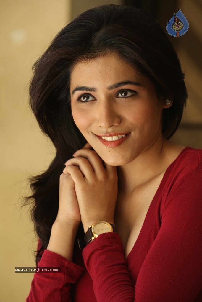 Ghazal Somaiah New Stills - 114 / 188 photos