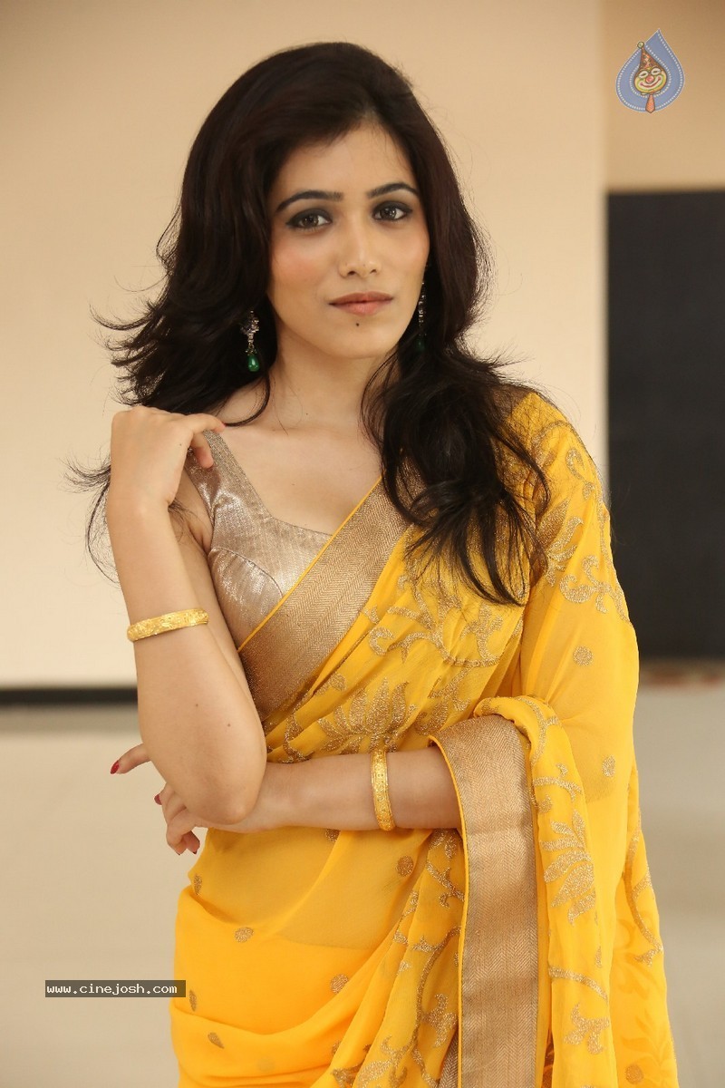 Gazal Somaiah Stills - 46 / 126 photos