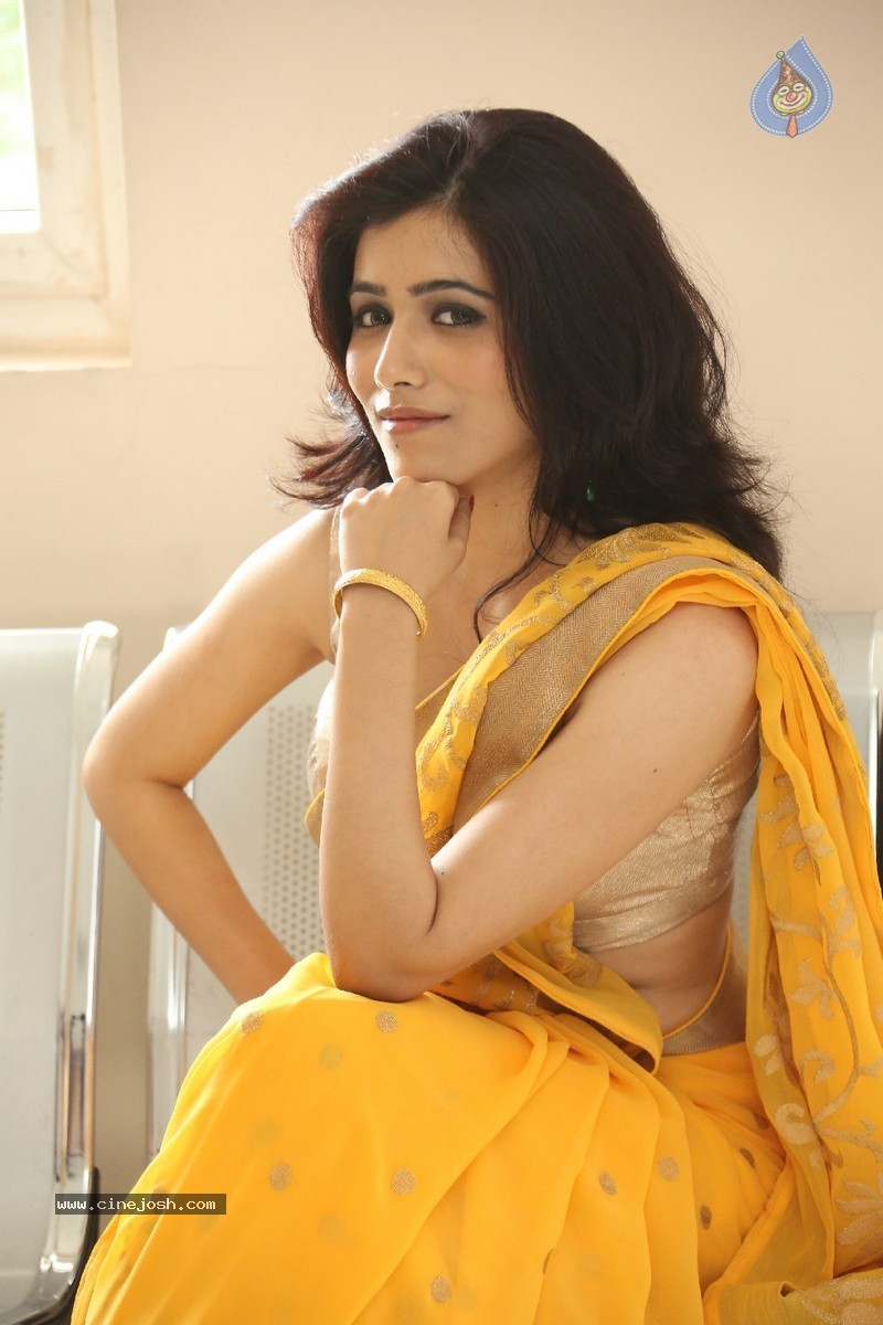 Gazal Somaiah Stills - 86 / 126 photos