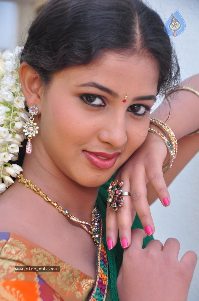 Greeshma Hot Stills - 40 / 111 photos