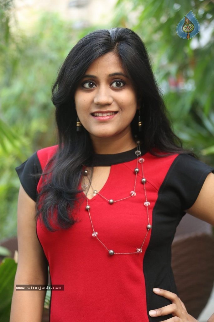 Greeshma New Photos - 24 / 104 photos