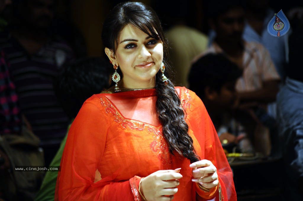 Hansika Photos - 12 / 49 photos